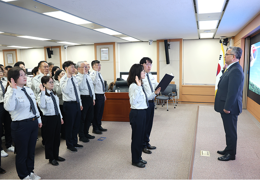 김종철 병무청장은 정부대전청사에서 특사경 인권보호수사 선서식 및 전체회의를 진행했다.