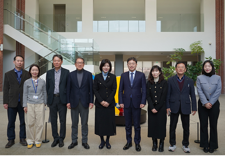 경인지방병무청은 수원대학교와 ‘병역진로설계 활성화’를 위한 업무협약을 체결했다.